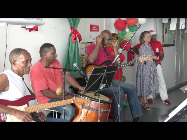 La magie de Noël s’invite au CHBT pour les enfants hospitalisés.